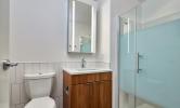 1 bedroom convertible unit bathroom